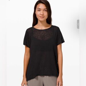 🌼Lululemon Loop Around‎ Tee Size 12 Black